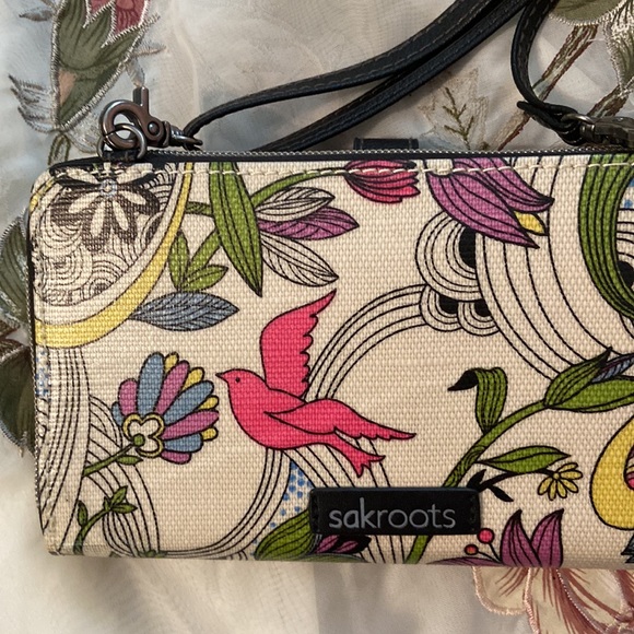 Sakroots crossbody purse and clutch. Multi color - Picture 4 of 12